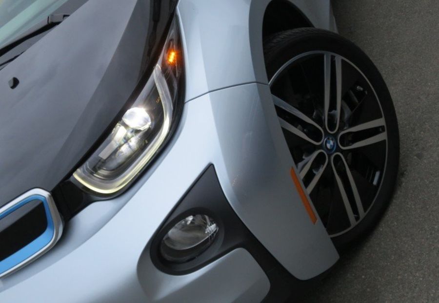 Продам BMW I3 Range Extender 2015 года в Киеве
