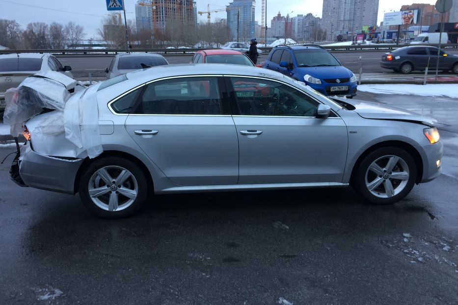 Продам Volkswagen Passat B7 B7 Limited 1.8TSI 2015 года в Киеве