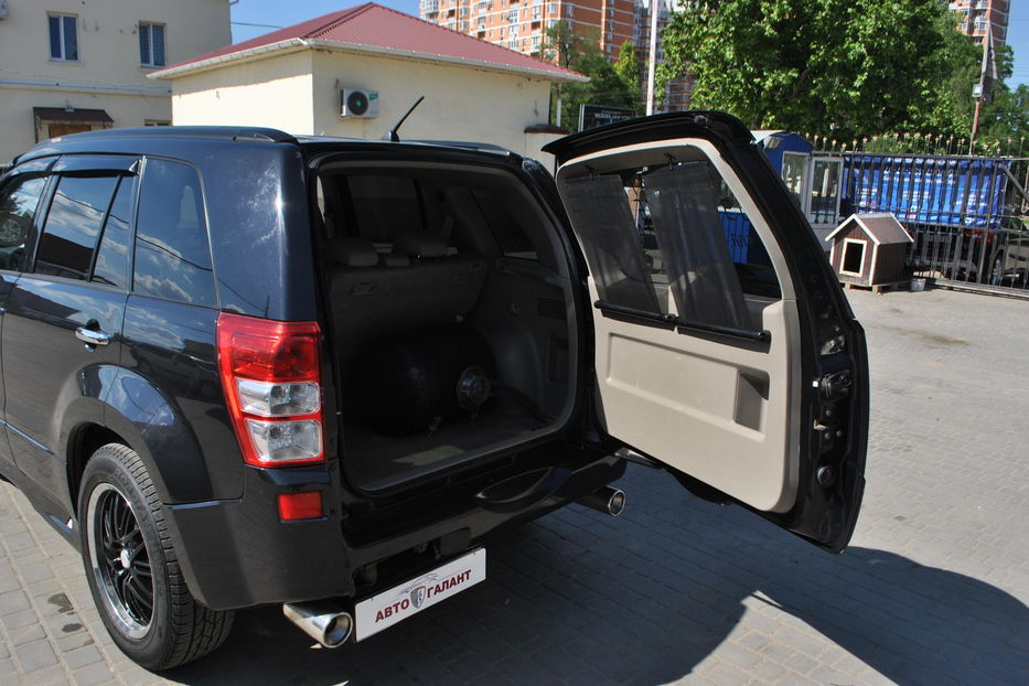 Продам Suzuki Grand Vitara 2.7 AT GBO 2006 года в Одессе