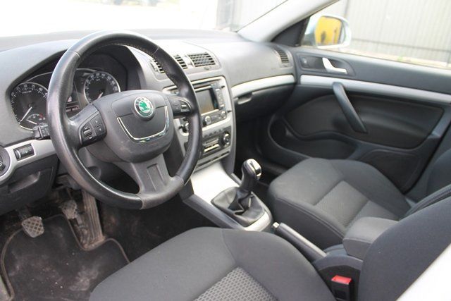 Продам Skoda Octavia A5 2013 года в Львове