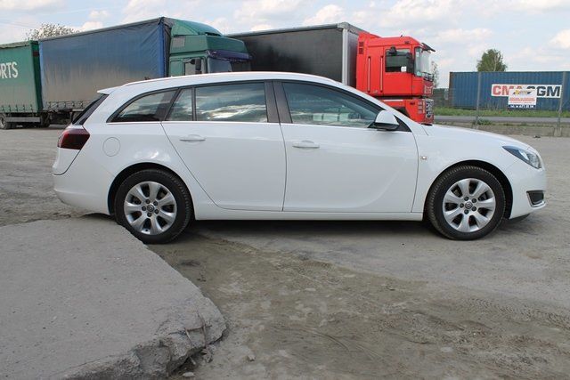 Продам Opel Insignia 2014 года в Львове