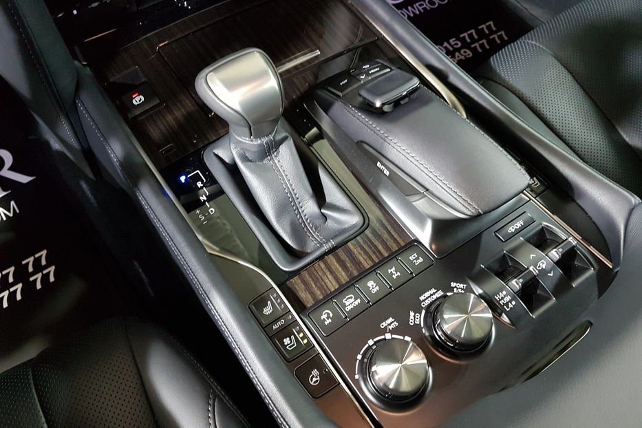 Продам Lexus LX 570 EUROPE Full 2017 года в Киеве