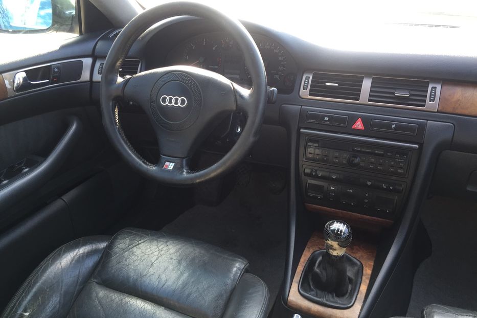 Продам Audi A6 1998 года в Одессе