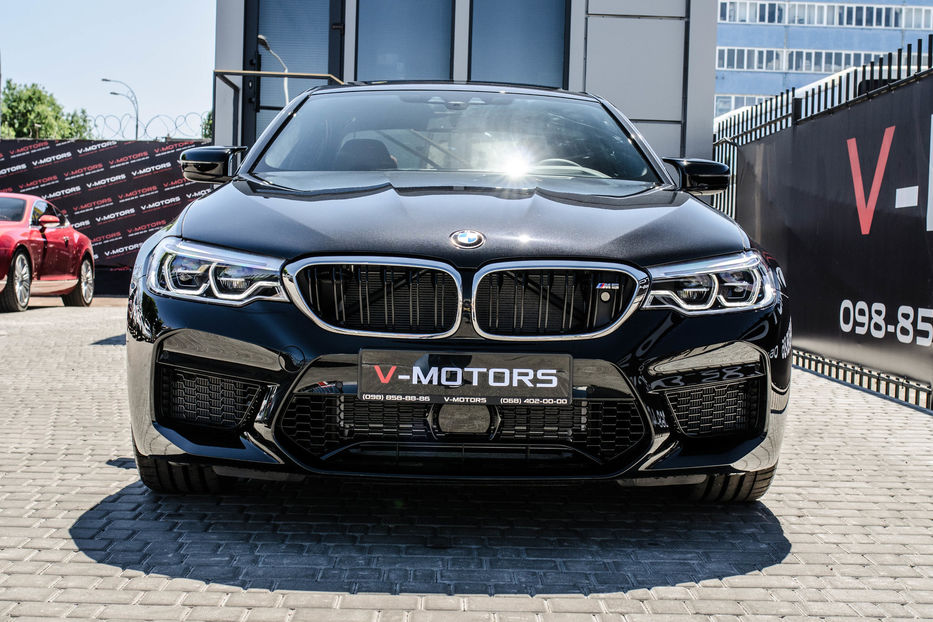 Продам BMW M5 Xdrive 2018 года в Киеве