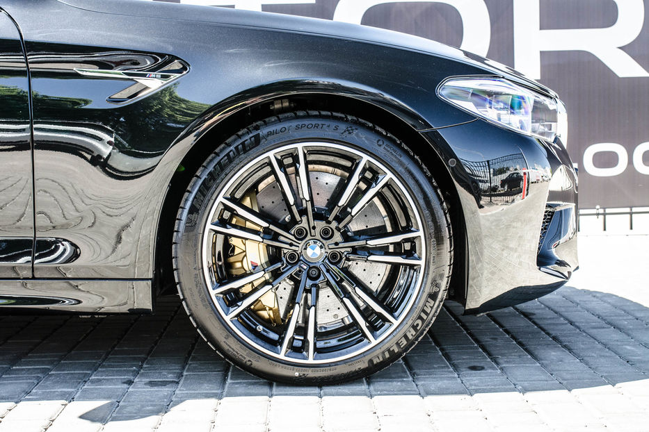 Продам BMW M5 Xdrive 2018 года в Киеве