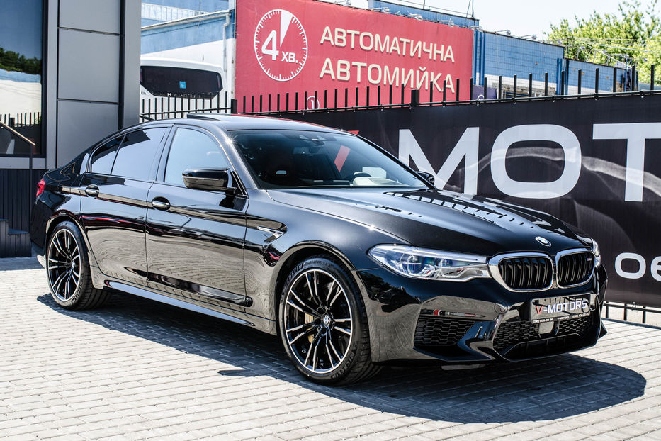 Продам BMW M5 Xdrive 2018 года в Киеве