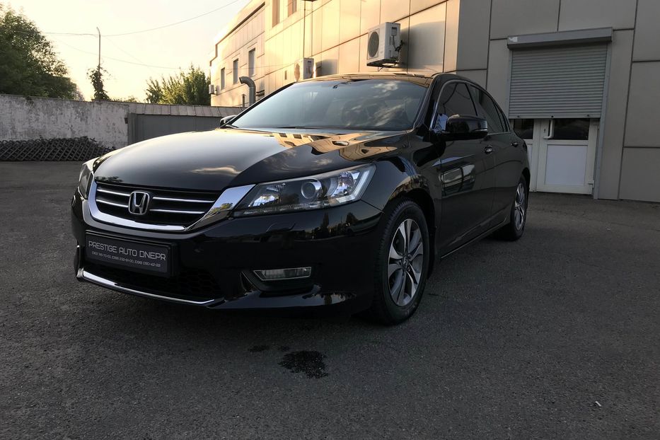 Продам Honda Accord 2013 года в Днепре