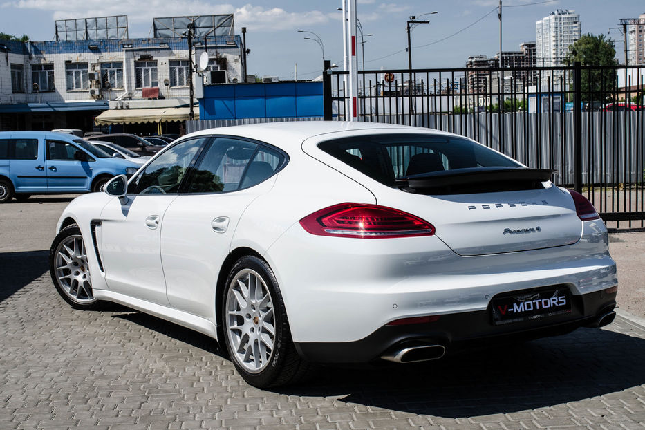 Продам Porsche Panamera 4 2014 года в Киеве