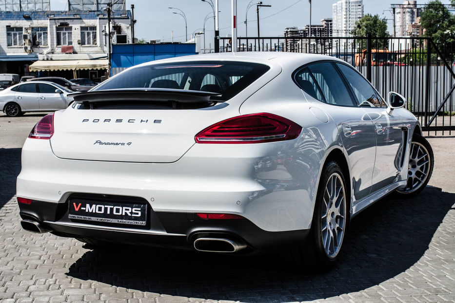 Продам Porsche Panamera 4 2014 года в Киеве