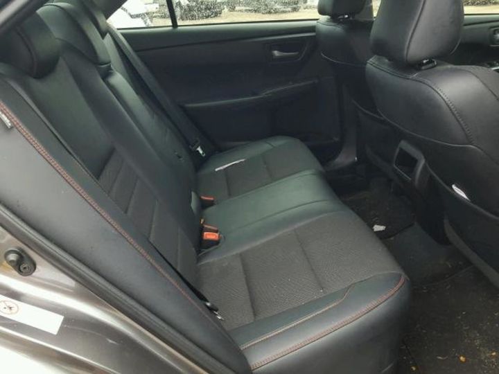 Продам Toyota Camry LE 2017 года в Киеве