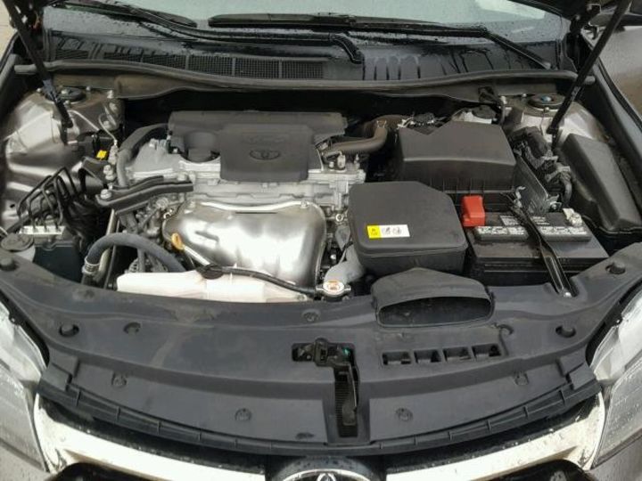 Продам Toyota Camry LE 2017 года в Киеве