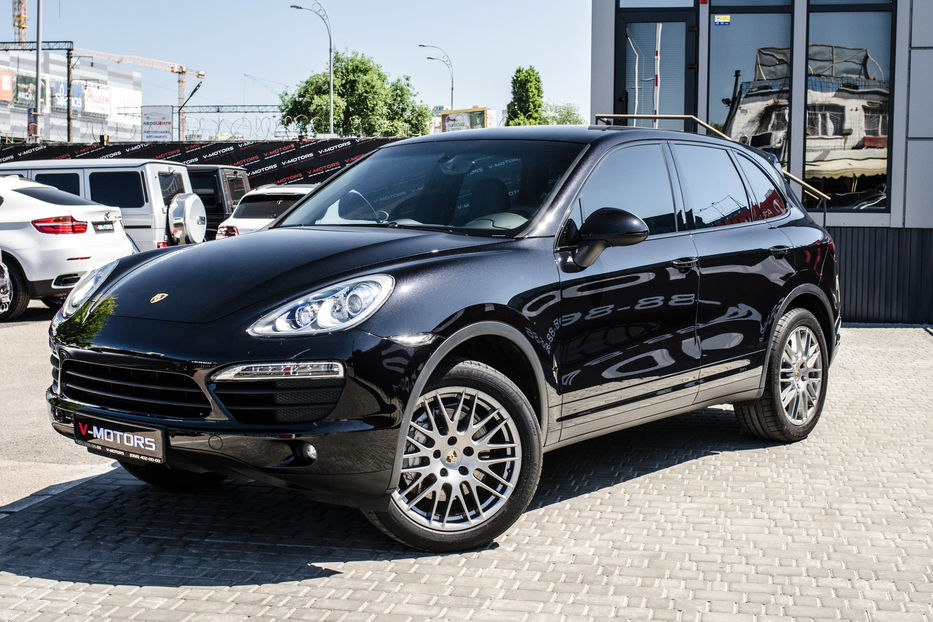 Продам Porsche Cayenne S 4.8 2013 года в Киеве