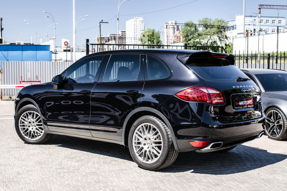 Продам Porsche Cayenne S 4.8 2013 года в Киеве