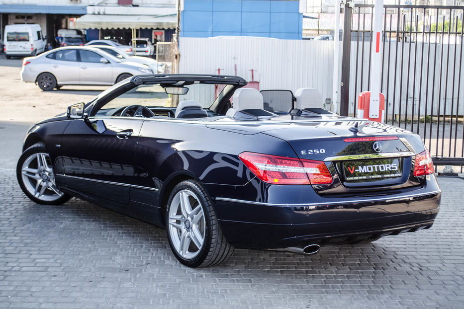Продам Mercedes-Benz E-Class 250 Cabriolet 2012 года в Киеве