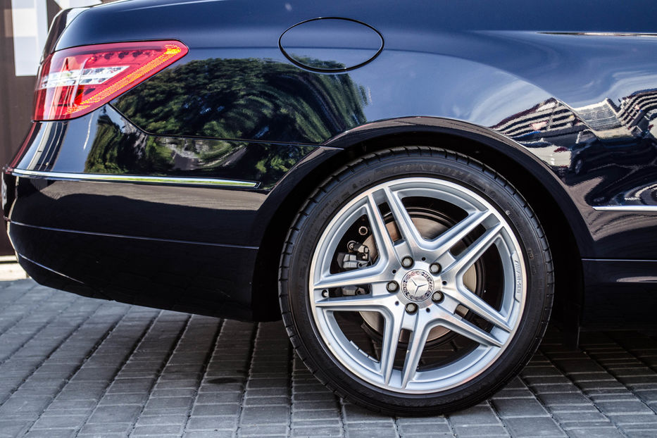 Продам Mercedes-Benz E-Class 250 Cabriolet 2012 года в Киеве