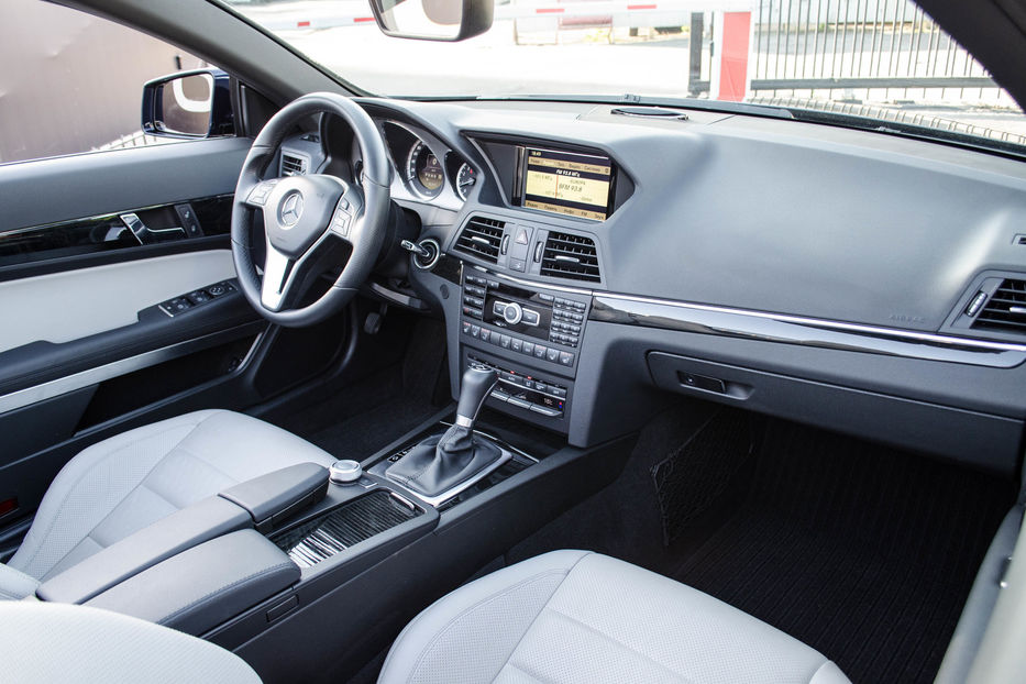 Продам Mercedes-Benz E-Class 250 Cabriolet 2012 года в Киеве