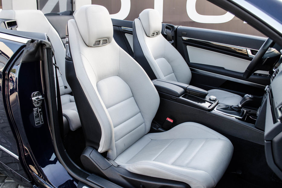 Продам Mercedes-Benz E-Class 250 Cabriolet 2012 года в Киеве