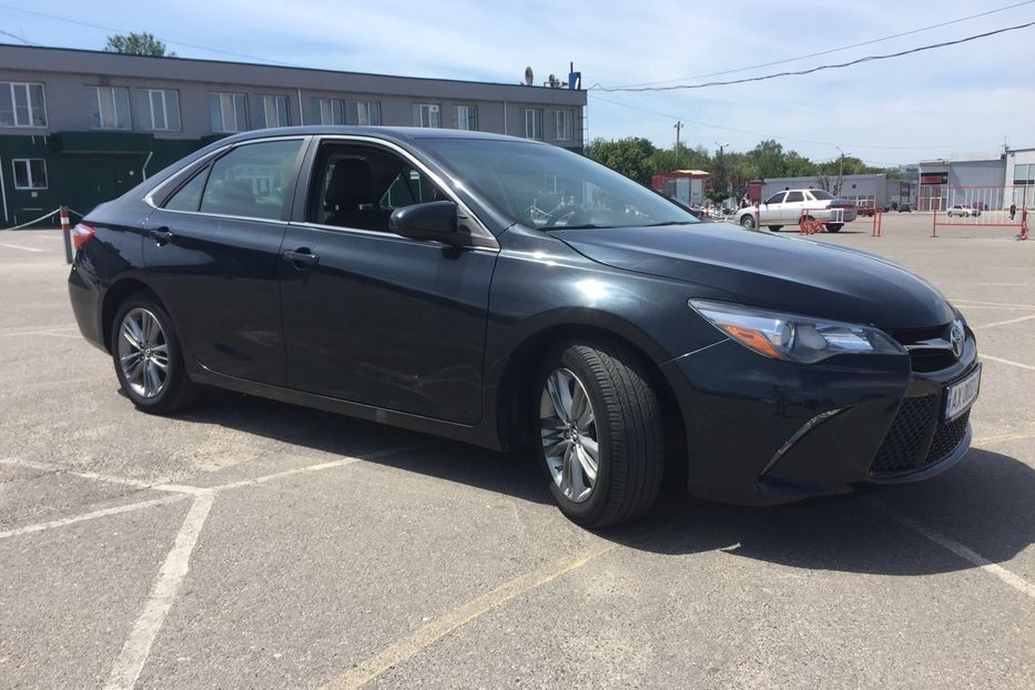 Продам Toyota Camry 2015 года в Харькове