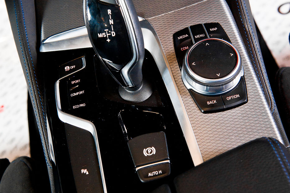 Продам BMW 520 2017 года в Одессе