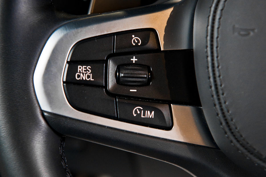 Продам BMW 520 2017 года в Одессе