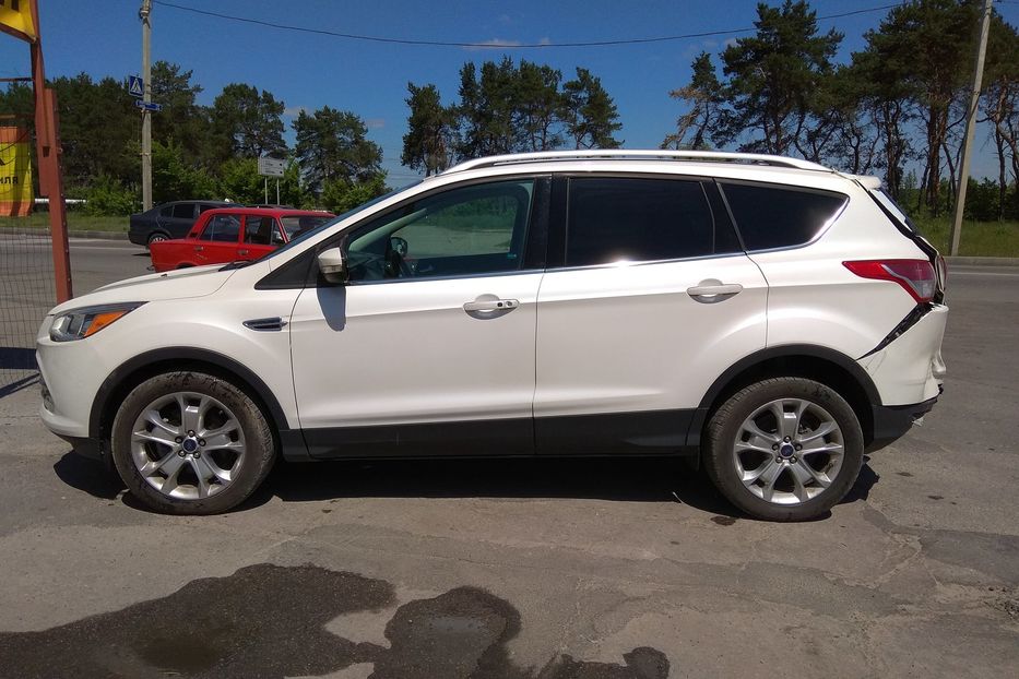 Продам Ford Kuga Titanium 2014 года в Харькове