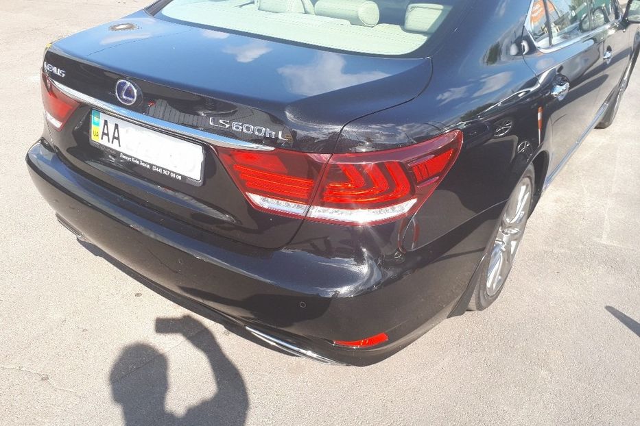 Продам Lexus LS 600 HYBRID 2013 года в Киеве