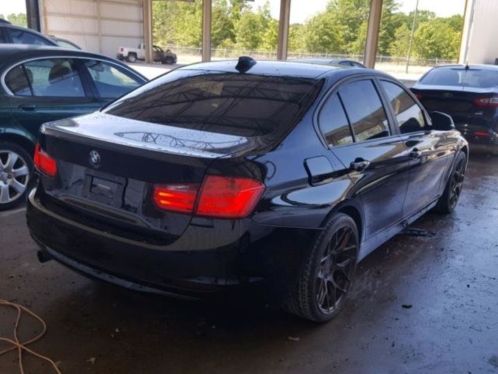 Продам BMW 320 I 2015 года в Киеве