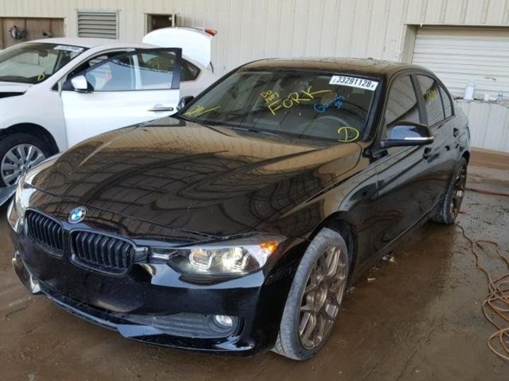 Продам BMW 320 I 2015 года в Киеве
