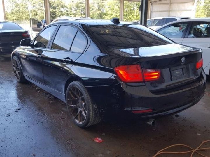 Продам BMW 320 I 2015 года в Киеве