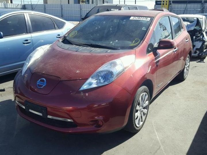 Продам Nissan Leaf S 2013 года в Киеве