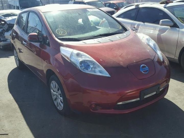 Продам Nissan Leaf S 2013 года в Киеве