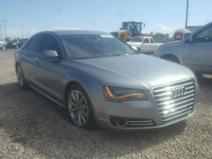 Продам Audi A8 Quattro 2013 года в Киеве