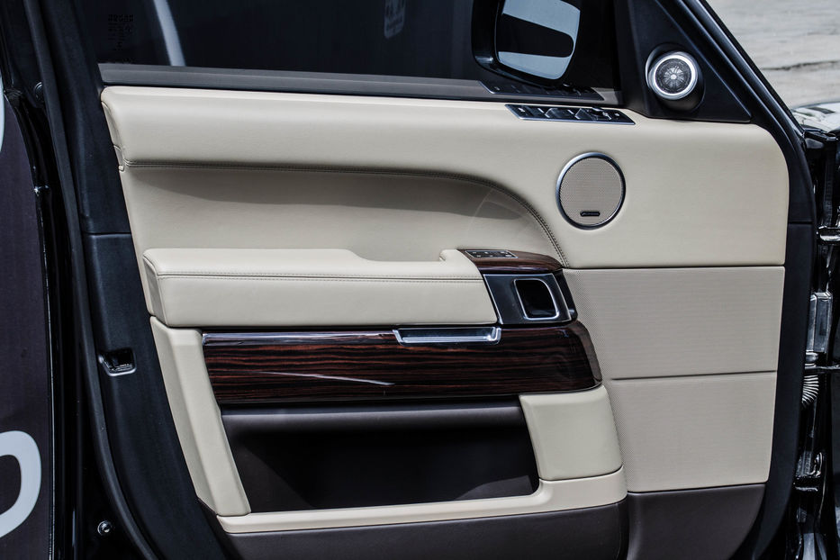 Продам Land Rover Range Rover VOUGE 3.0D 2013 года в Киеве
