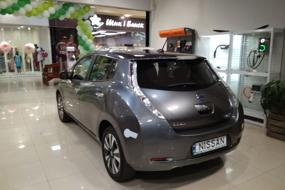 Продам Nissan Leaf SV 2015 года в Киеве