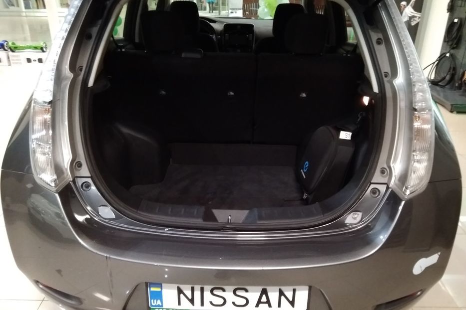 Продам Nissan Leaf SV 2015 года в Киеве