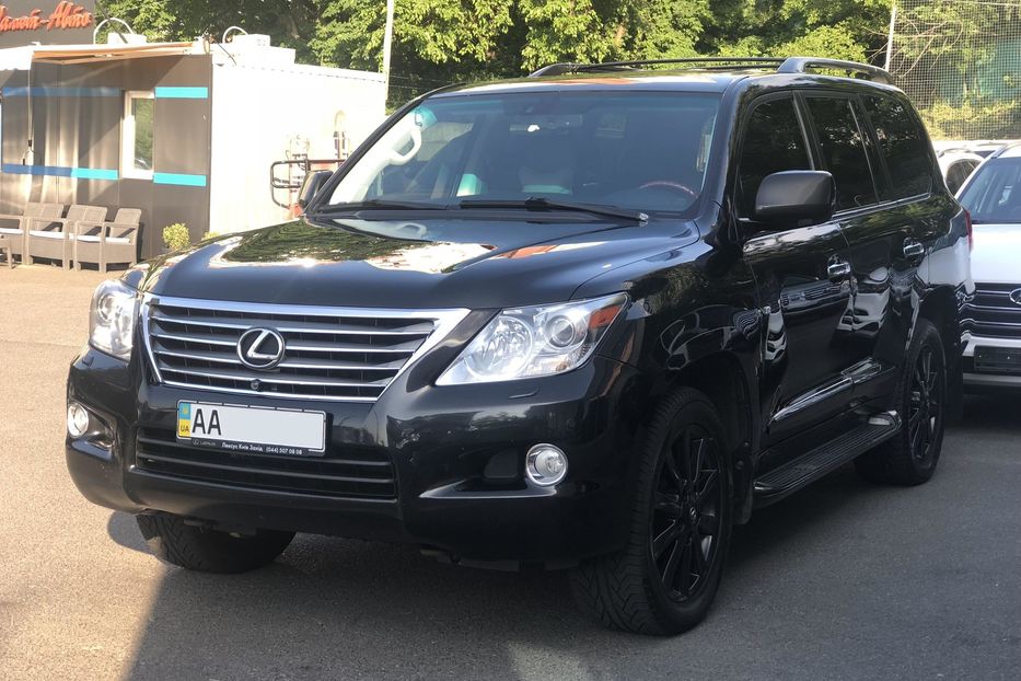 Продам Lexus LX 570 2008 года в Киеве