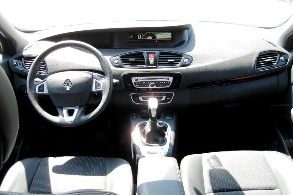 Продам Renault Scenic 2011 года в Киеве