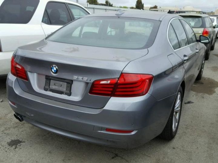 Продам BMW 528 I 2014 года в Киеве