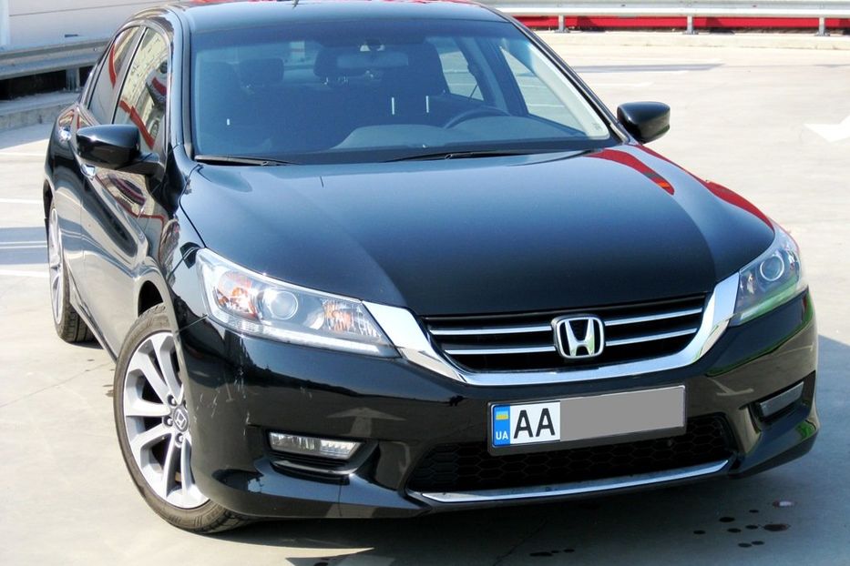 Продам Honda Accord SPORT 2014 года в Киеве