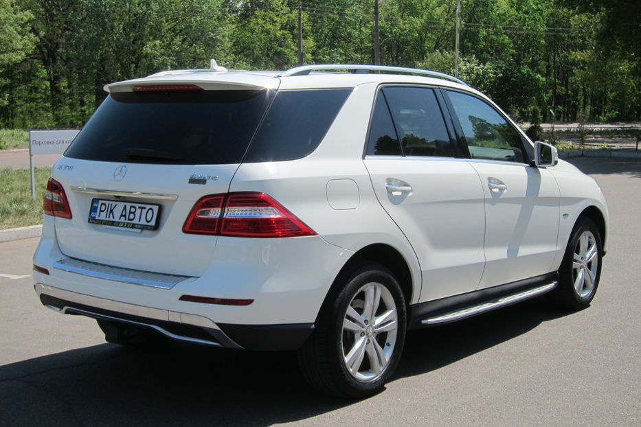 Продам Mercedes-Benz ML-Class 350 4Matic 2011 года в Киеве