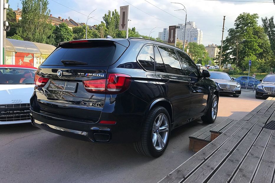 Продам BMW X5 M 50D 2016 года в Киеве