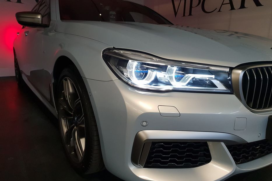 Продам BMW 750 760Li M Xdrive 2017 года в Киеве