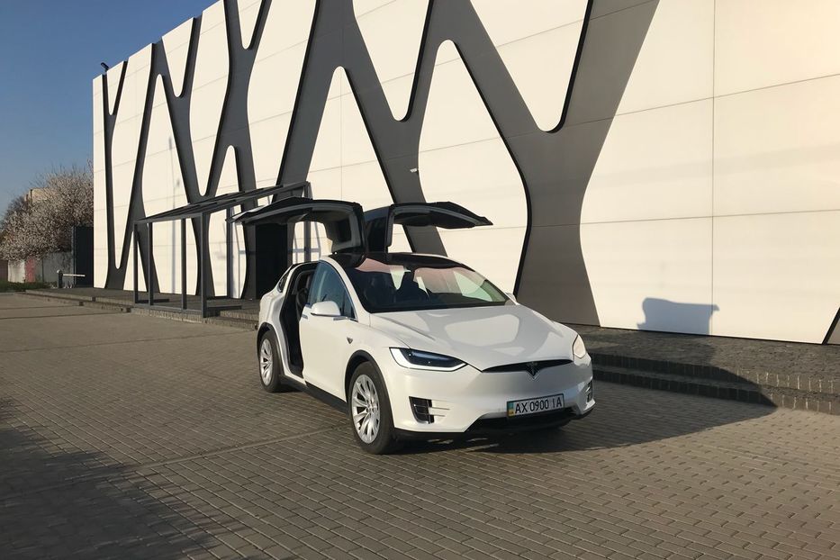 Продам Tesla Model X 75D 2016 года в Харькове