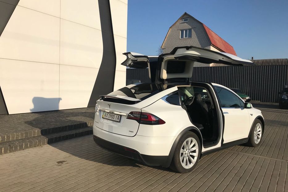 Продам Tesla Model X 75D 2016 года в Харькове