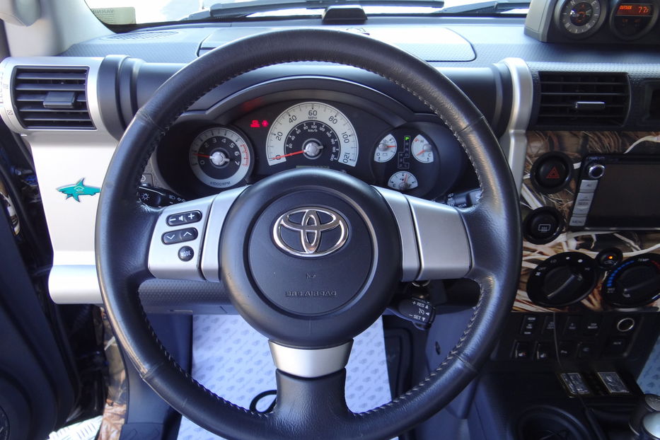 Продам Toyota FJ Cruiser 2006 года в Одессе