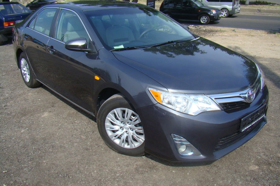 Продам Toyota Camry 2013 года в Одессе