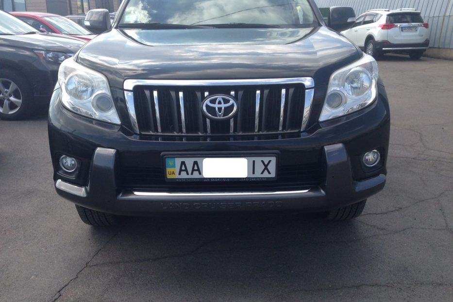 Продам Toyota Land Cruiser Prado 2.7 2010 года в Киеве