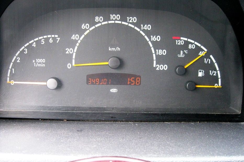 Продам Mercedes-Benz Vito пасс. 2000 года в Киеве