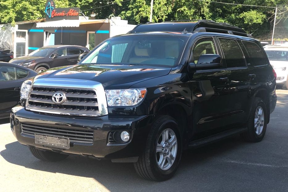 Продам Toyota Sequoia ARMOURED 2013 года в Киеве