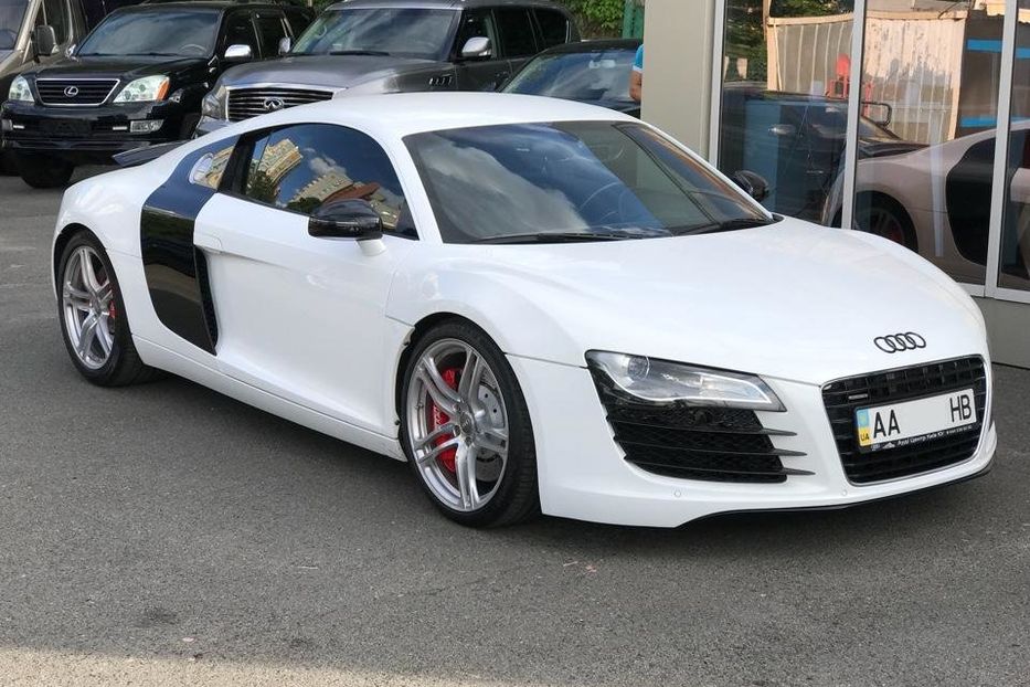 Продам Audi R8 4.2 quattro 2008 года в Киеве